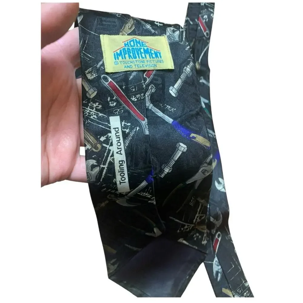 Vintage Home Improvement Men's Tool Patterned Tie -Black and Red